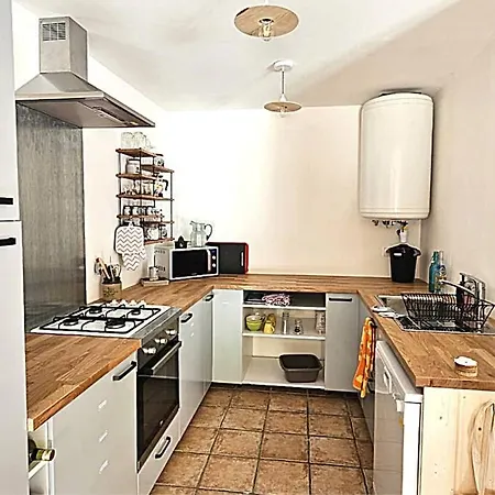 Charmante Maison A Apartament